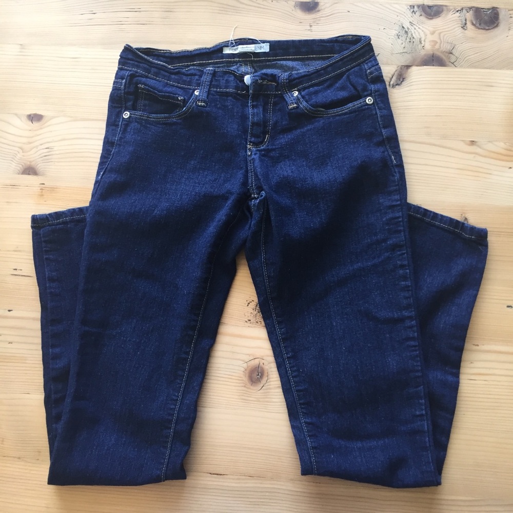 Forever 21 dark denim skinny jeans